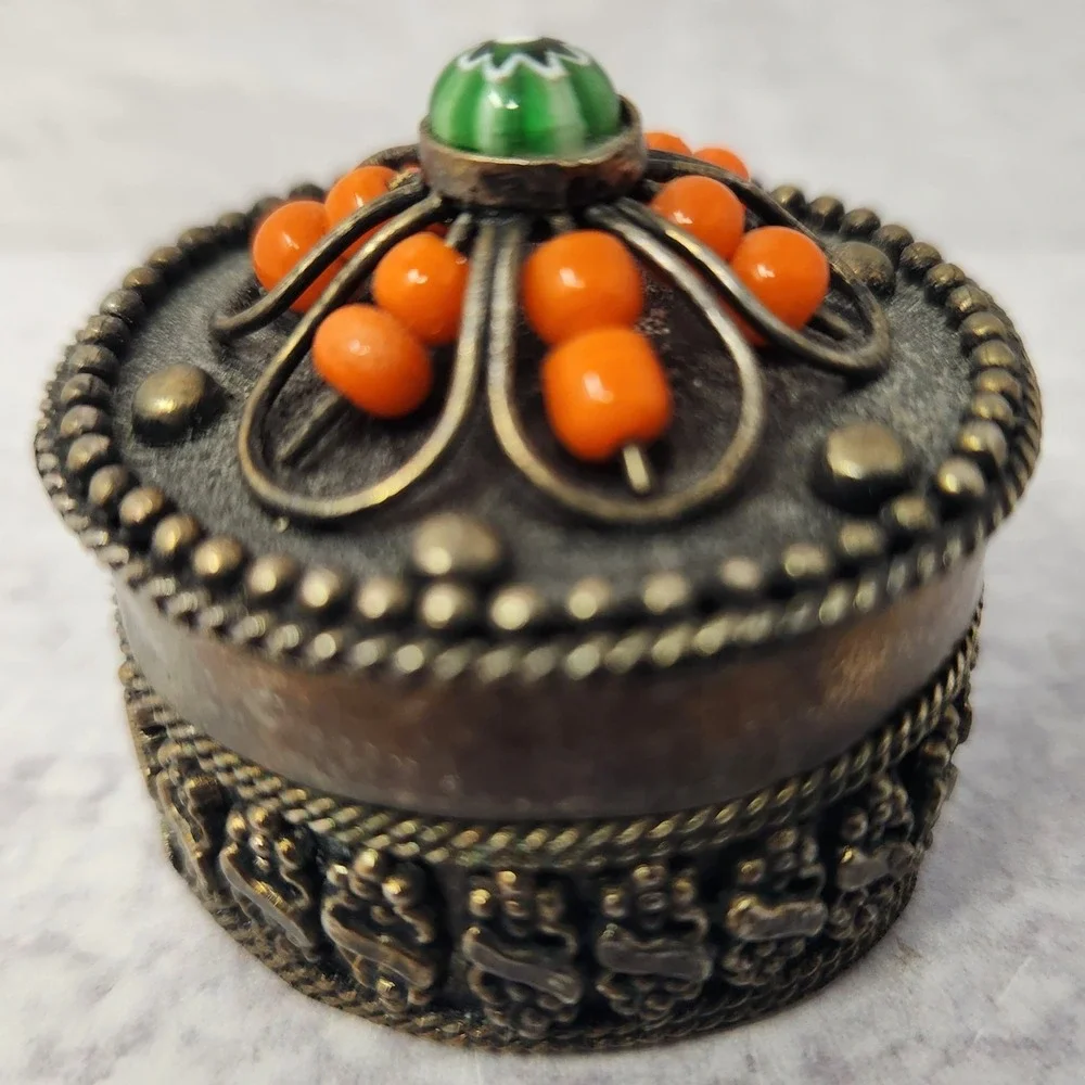 Vtg Ornate MILLEFIORI GLASS Silverplate Trinket Box Velvet Lined 1.5